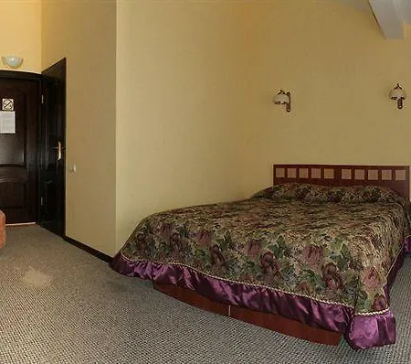 Leotel Hotel 3*