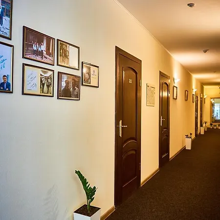 Hotel Leotel 3*