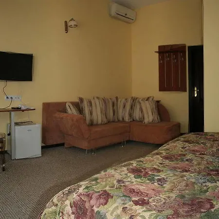 Otel Leotel