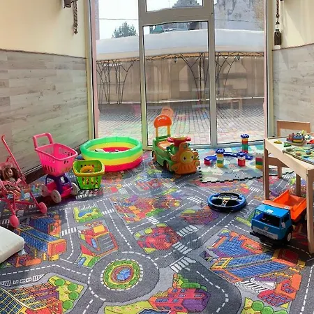 מלון Leotel 3*