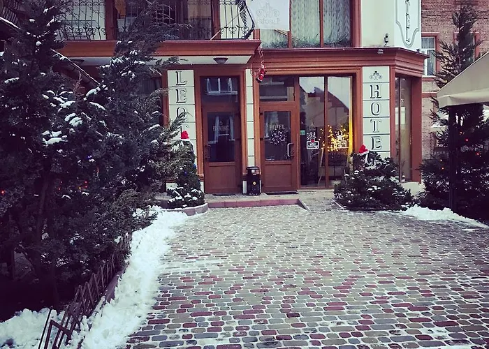 Отель Leotel 3*